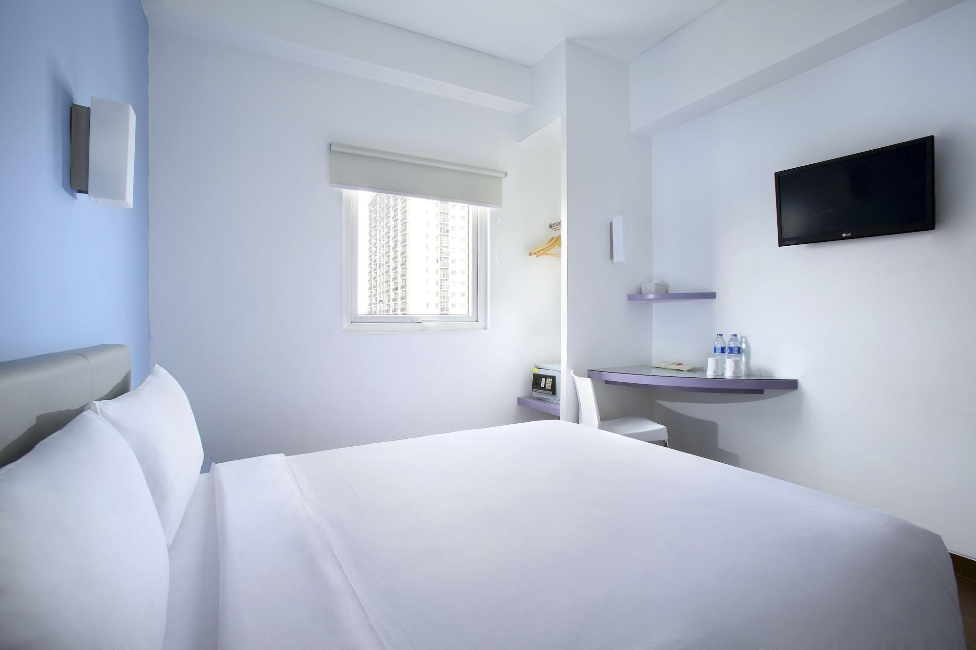 Amaris Hotel Bekasi Barat Экстерьер фото